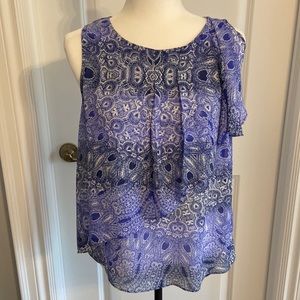 Beautiful Vintage Silky Blue Asymmetrical Summer Lightweight Blouse. Size US 6.